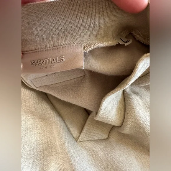 ESSENTIALS ENSEMBLE - Picture 6 of 6